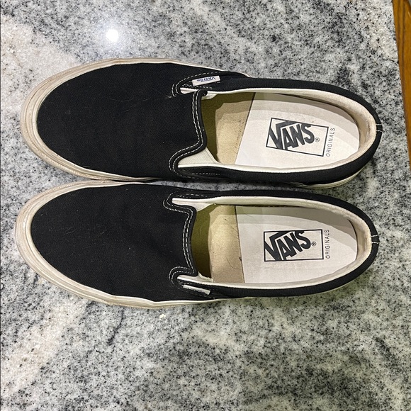 Vans Men's Black and White Slip-On Loafers Mens 9/womens 10.5 - Picture 4 of 7